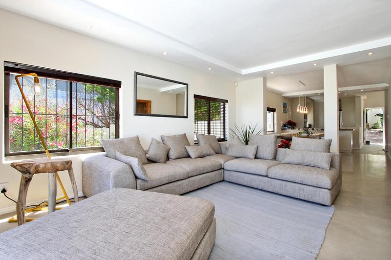 4 Bedroom Property for Sale in Bakoven Western Cape